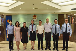 輕出公司張建新總會(huì)計(jì)師被聘任為市稅務(wù)局二分局特約監(jiān)督員