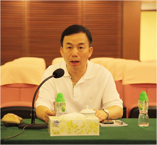 李總發(fā)言